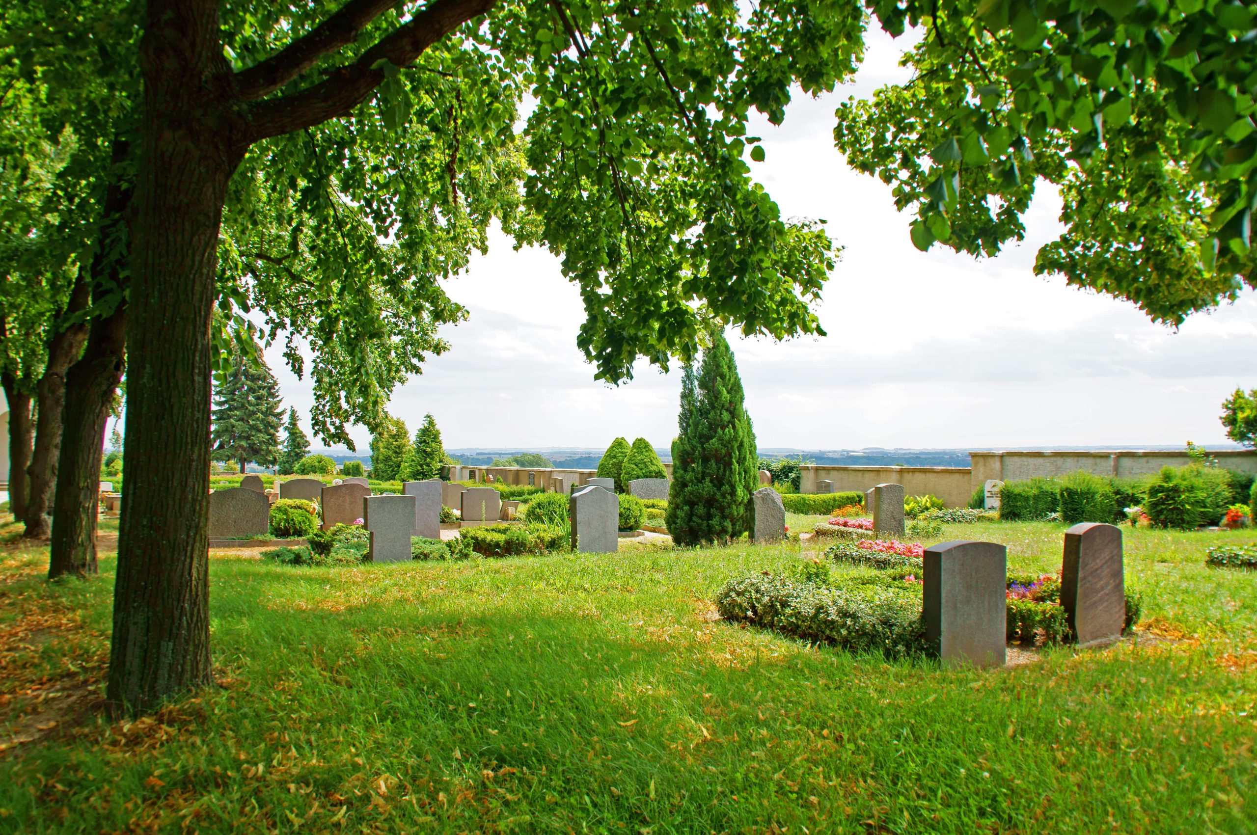 Bestattungen Domke - Grabpflege